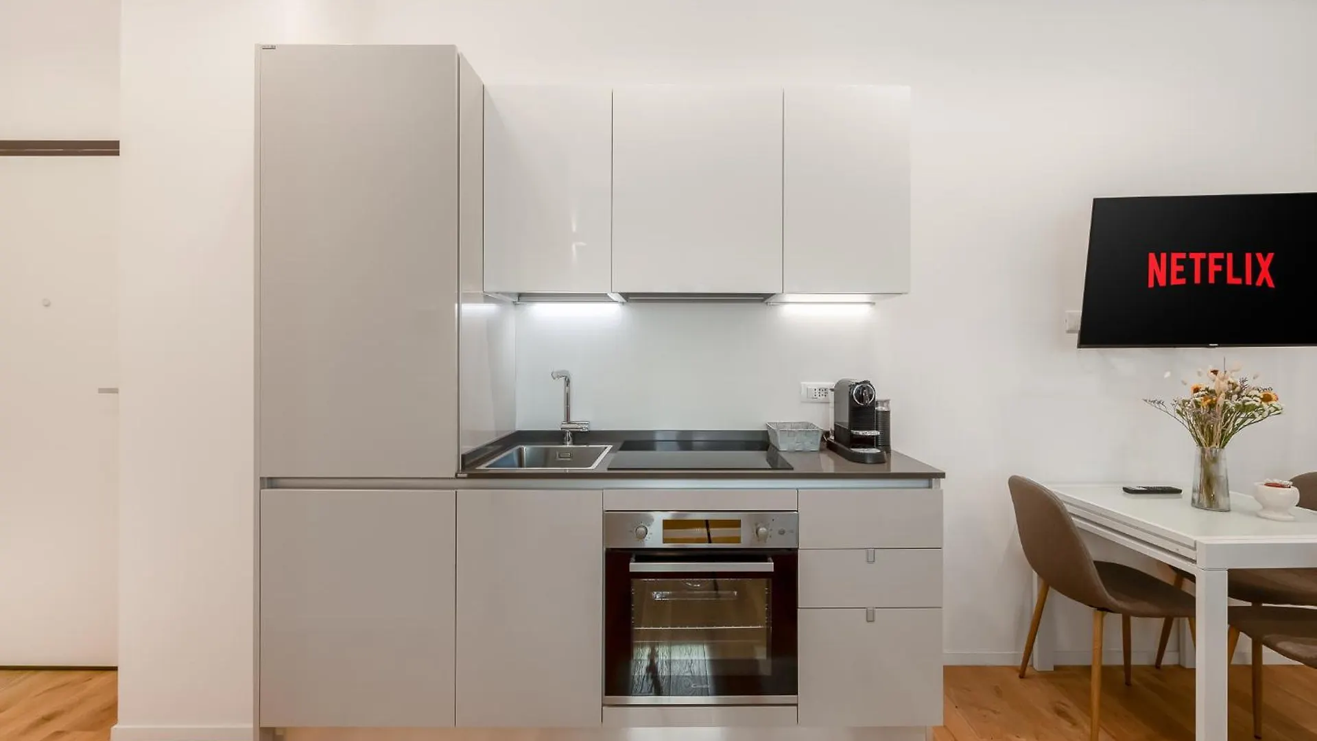 Appartamento In Centro Vista Parco - Biancospino Apartments Milão
